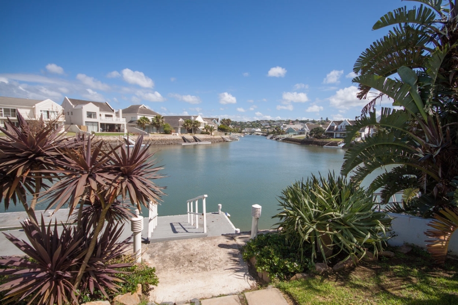 5 Bedroom Property for Sale in Royal Alfred Marina Eastern Cape